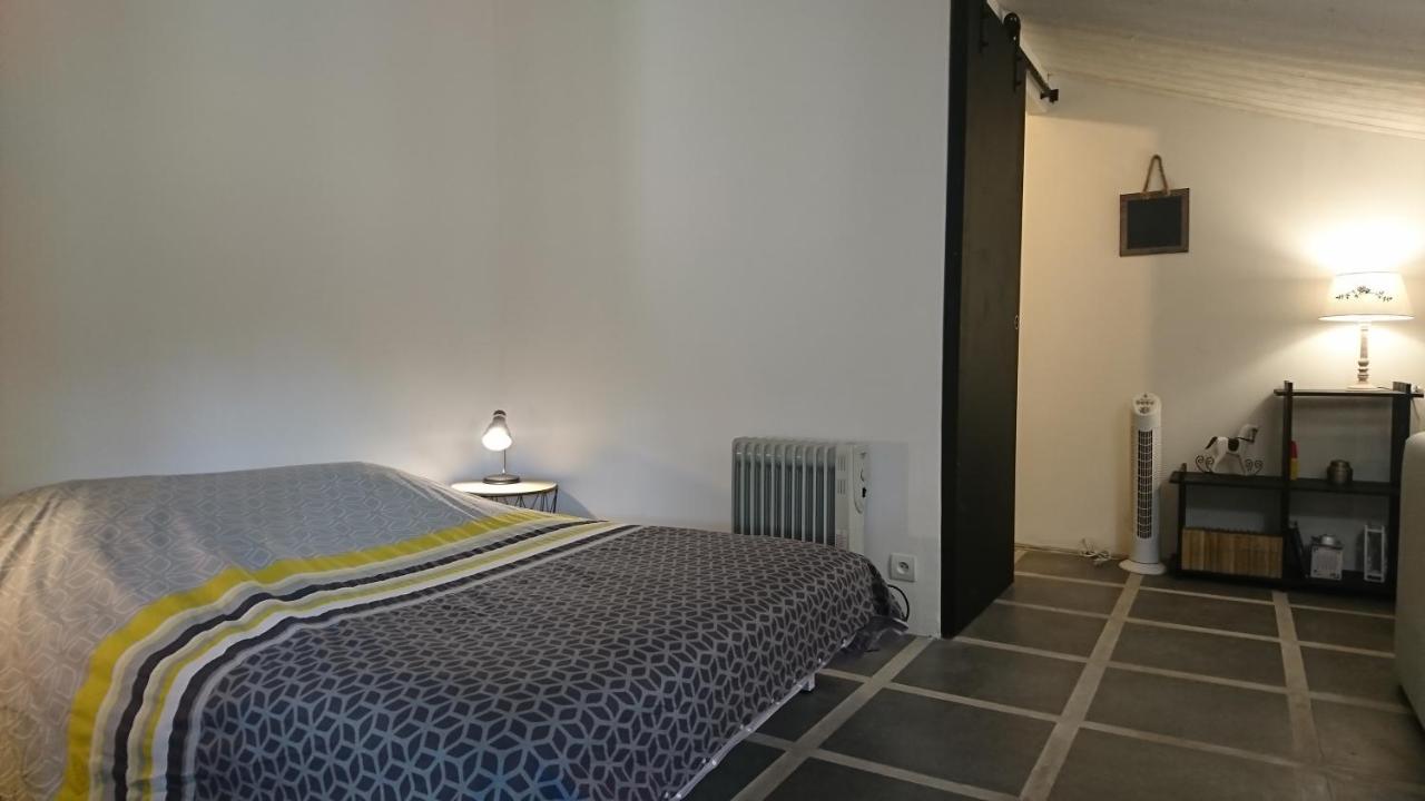Les Chambres Du Vau Profond Vernoil Dış mekan fotoğraf