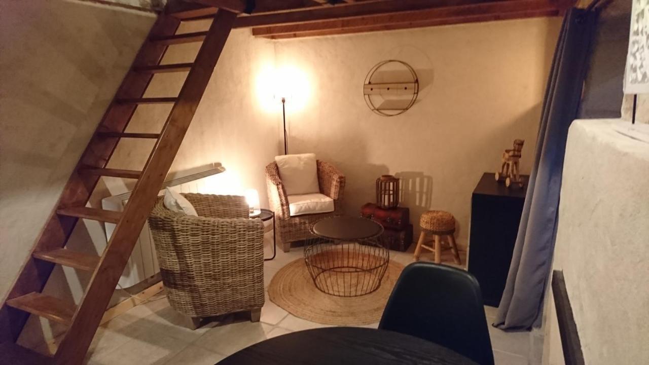 Les Chambres Du Vau Profond Vernoil Dış mekan fotoğraf